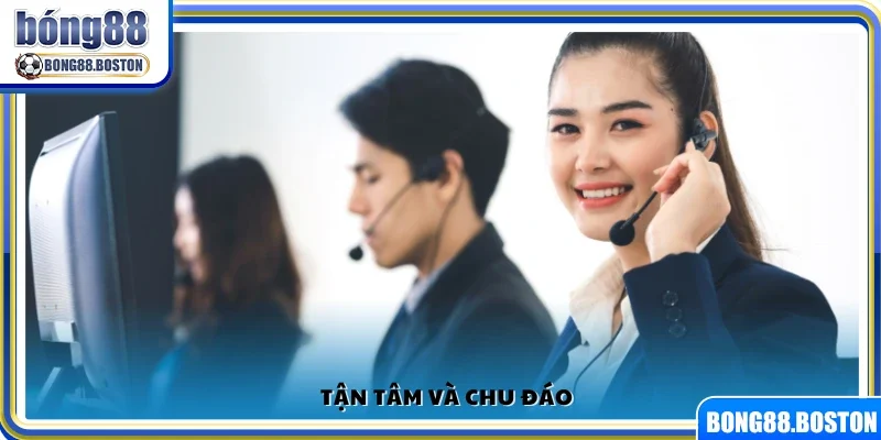 Phục vụ khách hàng với sự nhiệt tình và kỹ lưỡng